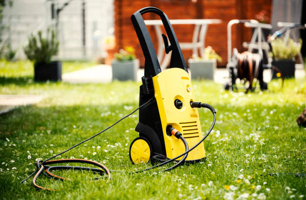Best Playground Equipment Cleaning  in Glendale, OH